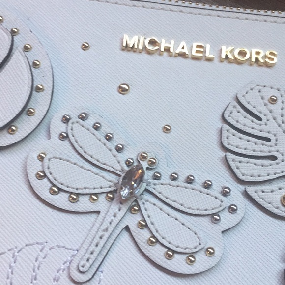 NWT Michael Kors Jet Set white zip clutch leather
